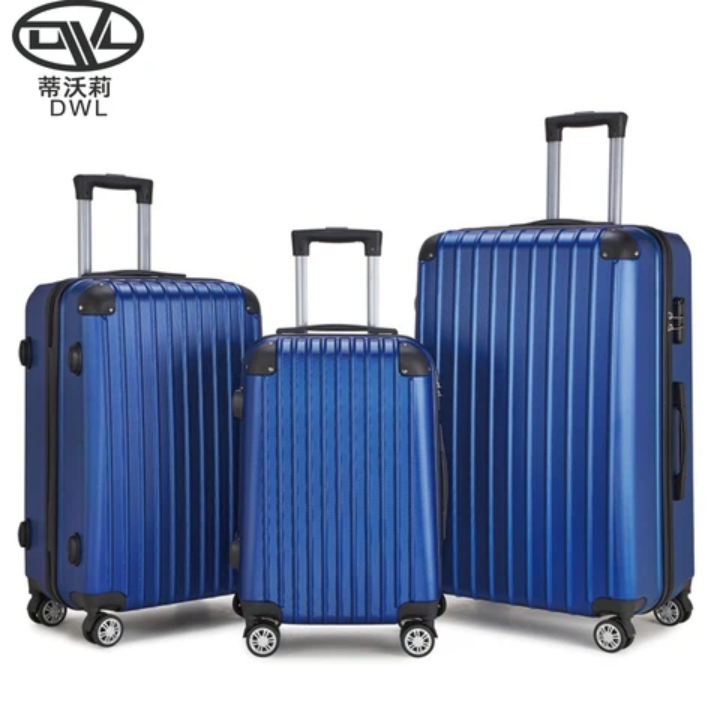 With us get more for less -Custum 3PC Hard shell Luggage set🫵💫🫵✈️ Free shipping 💫