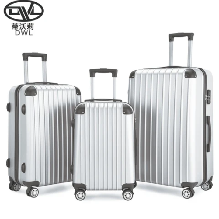 With us get more for less -Custum 3PC Hard shell Luggage set🫵💫🫵✈️ Free shipping 💫